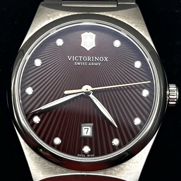 Victorinox Swiss Army Victoria Brown dial Stainless Steel Ladies Watch Working - Picture 6 of 10